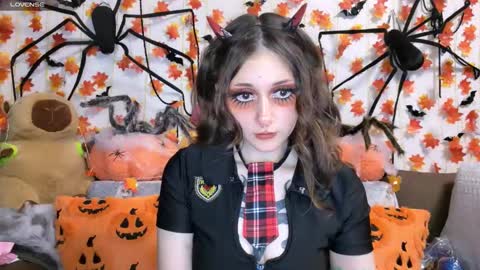 Snapshot of _devilbaby chatting on October 29, 7:15 pm Kate online show from October 29, 7:15 pm