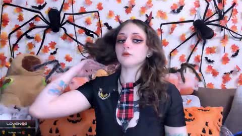 Snapshot of _devilbaby chatting on November 8, 5:34 pm Kate online show from November 8, 5:34 pm