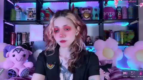 Kate online show from July 13, 6:33 pm