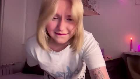 Snapshot of _dewpoint_ chatting on December 22, 5:54 pm Ri online show from December 22, 5:54 pm