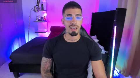 Duriel online show from July 26, 6:48 pm
