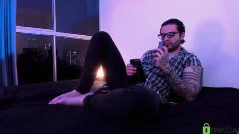  -         online show from April 28, 1:59 am