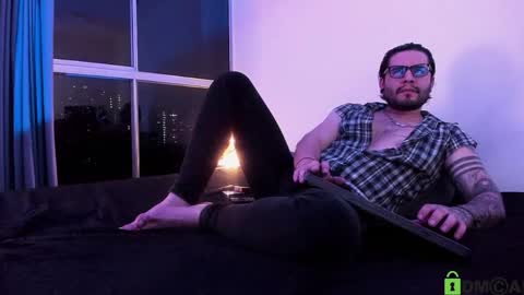  -         online show from April 28, 2:27 am