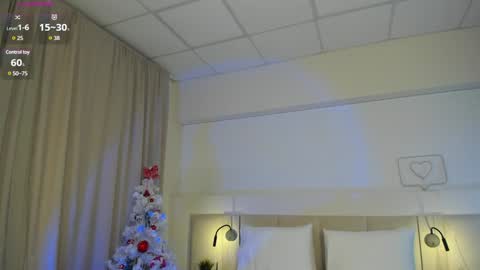 Snapshot of _emiliaa_ chatting on January 11, 8:33 am Milana online show from January 11, 8:33 am