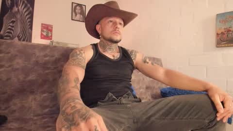 Emilio online show from November 12, 10:15 am