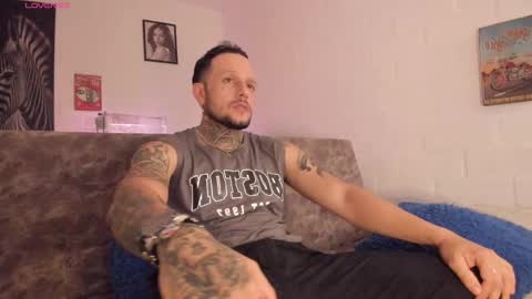 Emilio online show from November 23, 3:39 am