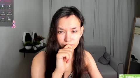 _emily__strike_ online show from December 7, 9:50 am