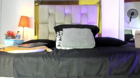 Isabella online show from December 26, 12:05 pm