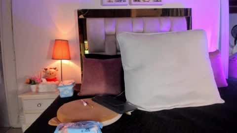 Isabella online show from January 6, 12:09 pm