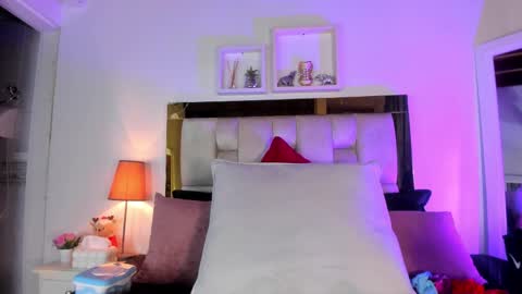 Isabella online show from January 14, 12:11 pm