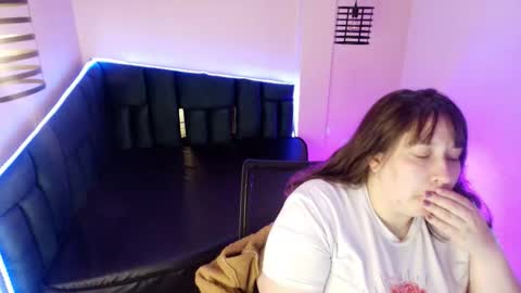 Emily  online show from December 3, 11:30 am