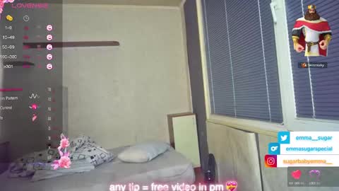 Snapshot of _emma_sugar chatting on February 18, 8:25 pm Emma Sugar online show from February 18, 8:25 pm