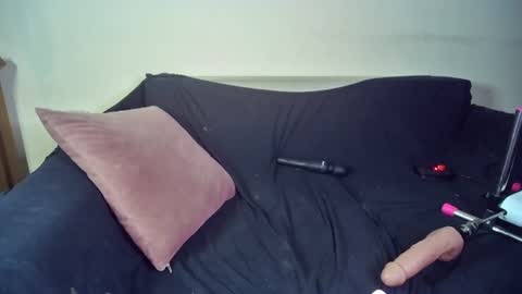 Emma Sugar online show from June 15, 2:36 am