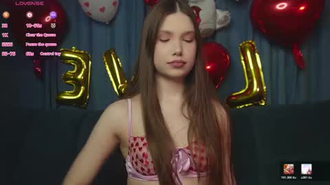 Snapshot of _eva_lee chatting on February 15, 2:36 pm Alice online show from February 15, 2:36 pm