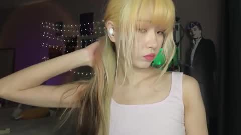 Snapshot of _eve____ chatting on November 23, 1:16 am EveEva online show from November 23, 1:16 am