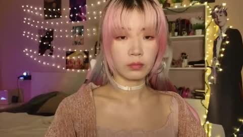 EveEva online show from March 16, 3:23 am