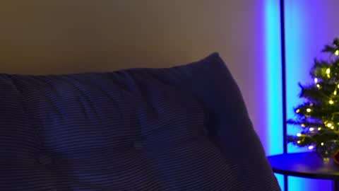 Snapshot of _feli_ chatting on January 7, 8:24 am all my social online show from January 7, 8:24 am