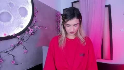 Felicity online show from May 24, 12:10 pm