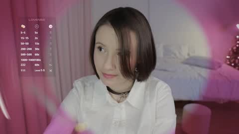 Essie  online show from January 23, 1:51 am