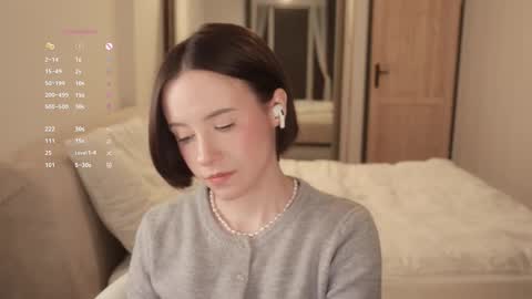 Essie  online show from March 1, 5:59 pm