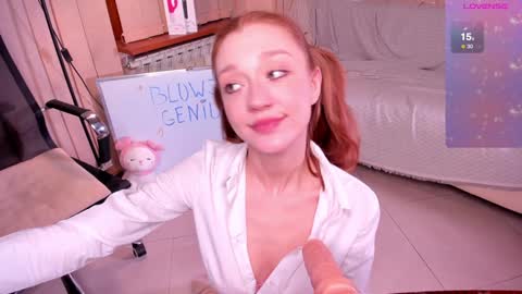 Snapshot of _fieryflash_ chatting on December 5, 6:11 pm Lola 3 online show from December 5, 6:11 pm