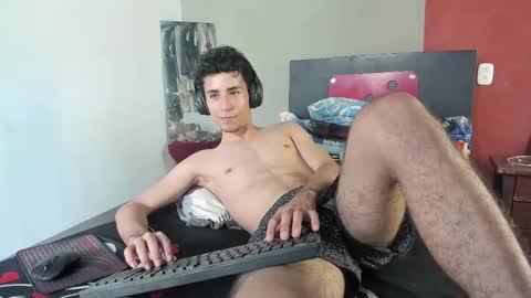 Snapshot of _fiore_ chatting on September 23, 5:49 pm jair eduardo online show from September 23, 5:49 pm