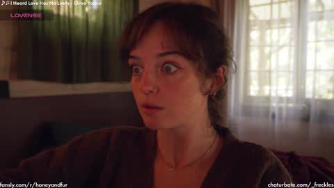 Snapshot of _freckles chatting on January 19, 9:34 pm Jacqui Queen goddess motorcycle mozzarella Jaq next livestream see bio online show from January 19, 9:34 pm