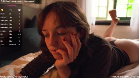 Snapshot of _freckles chatting on January 24, 10:41 pm Jacqui Queen goddess motorcycle mozzarella Jaq next livestream see bio online show from January 24, 10:41 pm