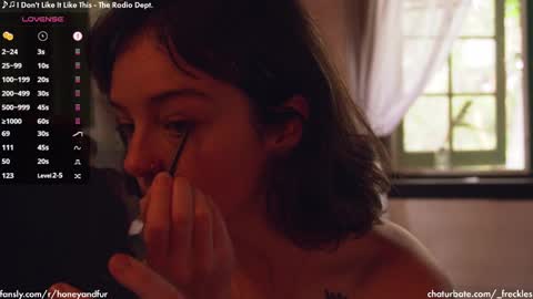 Snapshot of _freckles chatting on February 13, 10:22 pm Jacqui Queen goddess motorcycle mozzarella Jaq next livestream see bio online show from February 13, 10:22 pm