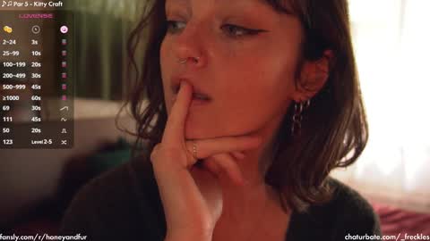 Snapshot of _freckles chatting on February 17, 1:15 am Jacqui Queen goddess motorcycle mozzarella Jaq next livestream see bio online show from February 17, 1:15 am