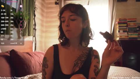 Snapshot of _freckles chatting on February 28, 11:23 pm Jacqui Queen goddess motorcycle mozzarella Jaq next livestream see bio online show from February 28, 11:23 pm