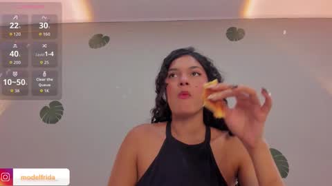 Snapshot of _frida_1 chatting on October 6, 1:08 pm Frida online show from October 6, 1:08 pm