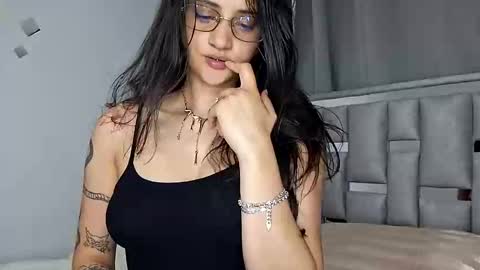 Gabby online show from May 30, 6:49 pm