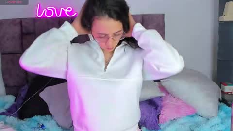 Gabby online show from June 20, 6:54 pm