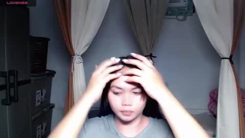 Snapshot of _gigigorgeous chatting on January 27, 4:52 am Gigi online show from January 27, 4:52 am