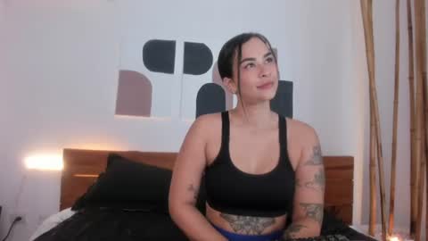 Snapshot of _hanna_johnson_ chatting on July 18, 5:44 am Hanna johnson online show from July 18, 5:44 am