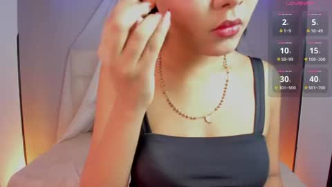 Hanna Botero online show from June 30, 6:31 pm