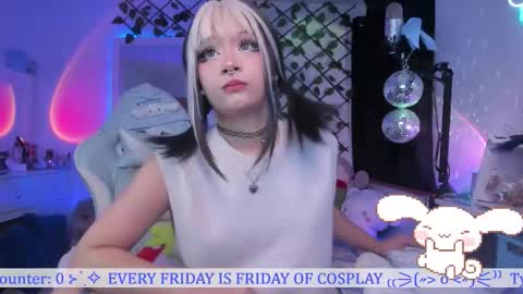 Snapshot of _heavenly_blue_ chatting on October 22, 10:31 pm Bluey online show from October 22, 10:31 pm