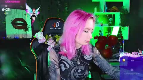 Helen Carter 3  Next stream   2330 MSC online show from February 17, 8:47 pm