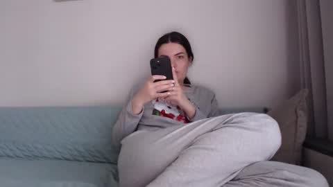 Criss4u online show from February 22, 8:13 am