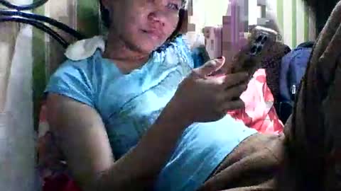 _hotzooey69_ online show from February 1, 8:13 am