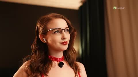 Snapshot of _ilso_ chatting on July 8, 6:12 pm stefania stesha stef online show from July 8, 6:12 pm