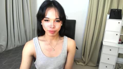 yanie online show from October 30, 7:54 am