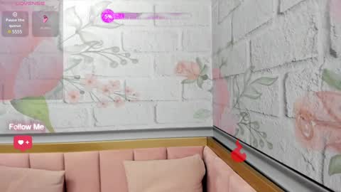 Snapshot of _iris_evans chatting on January 17, 11:17 am _iris_evans online show from January 17, 11:17 am