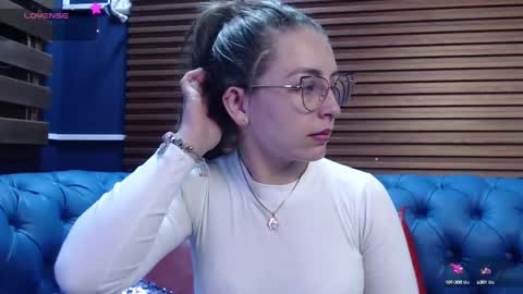 Isa online show from February 17, 11:34 am