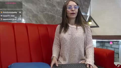 Isa online show from March 9, 2:32 pm