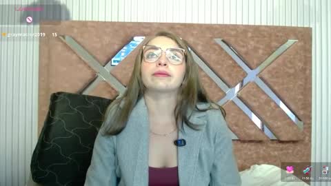 Isa online show from June 4, 1:39 pm