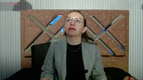Isa online show from June 18, 11:14 am