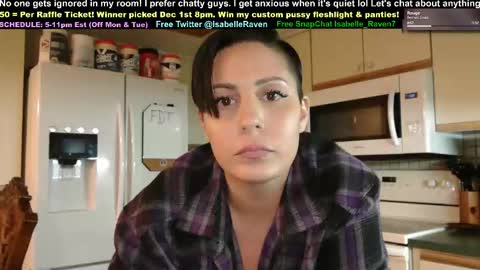 Snapshot of _isabelleraven chatting on November 6, 12:22 am IsabelleRaven online show from November 6, 12:22 am