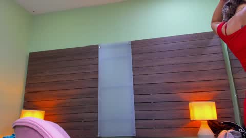Snapshot of _jaadee_ chatting on May 7, 12:43 pm JADE online show from May 7, 12:43 pm